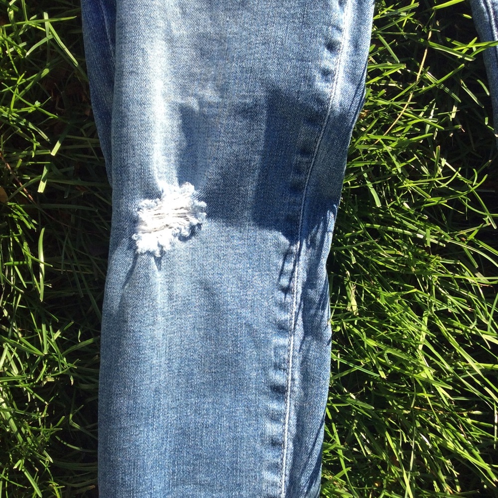 AG Super Skinny Leggings Ripped Jeans - Picture 4 of 8